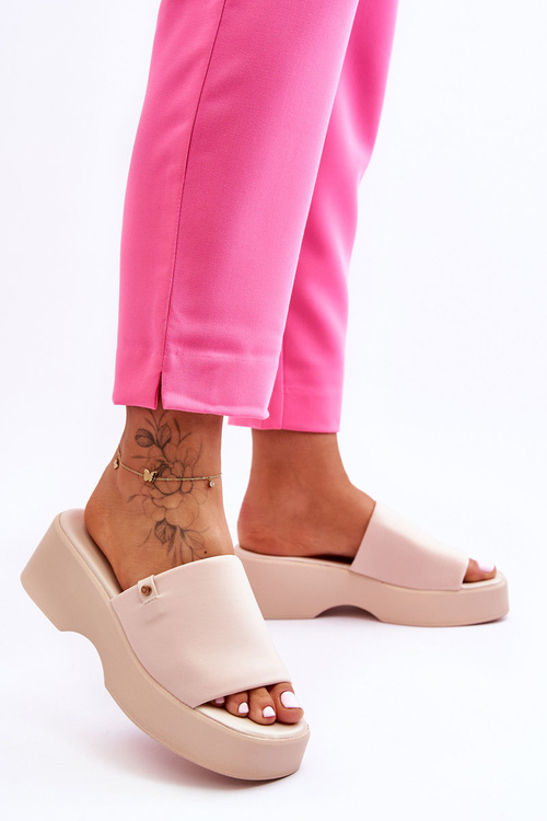 Dámské pantofle na platformě Béžove Carmela