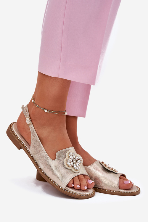 Dámske sandále Na Plochéj Päte S Dekoratívnym Detailom S.Barski KV51-080 Zlaté