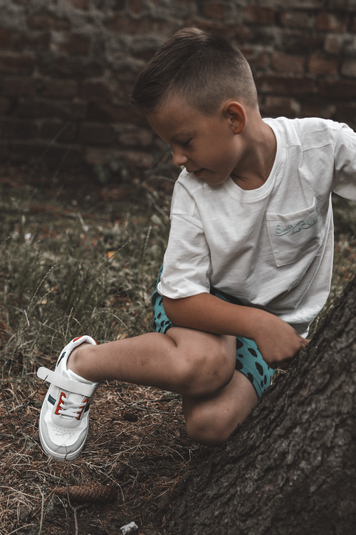 Klasické detské športové topánky biele a červené marlin