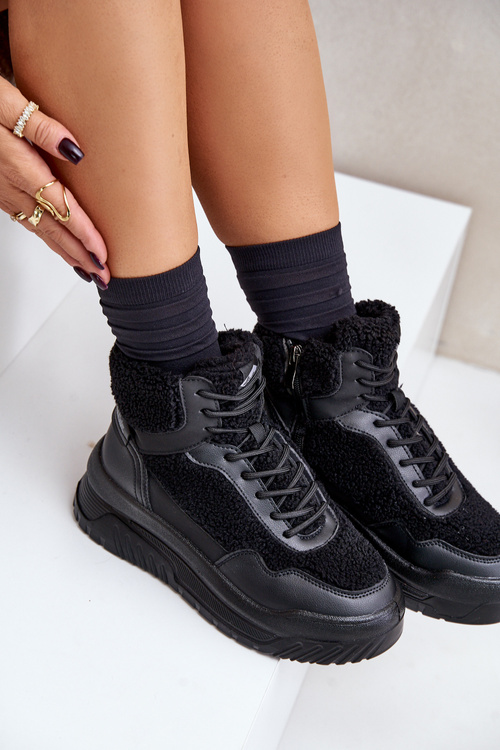 Dámské sneakersy na platformě s kožíškem typu beránek Lee Cooper LCJ-24-47-3145 Černé