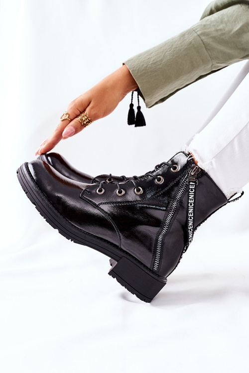 Dámské Kotníkové Ploché Workery Lakované Boty Cerne Goorey