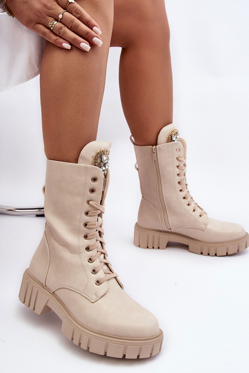 Pracovníci z kožených čižiem s šperkami béžový marx