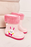 Detské izolované galoshes s ružovým zajačikom