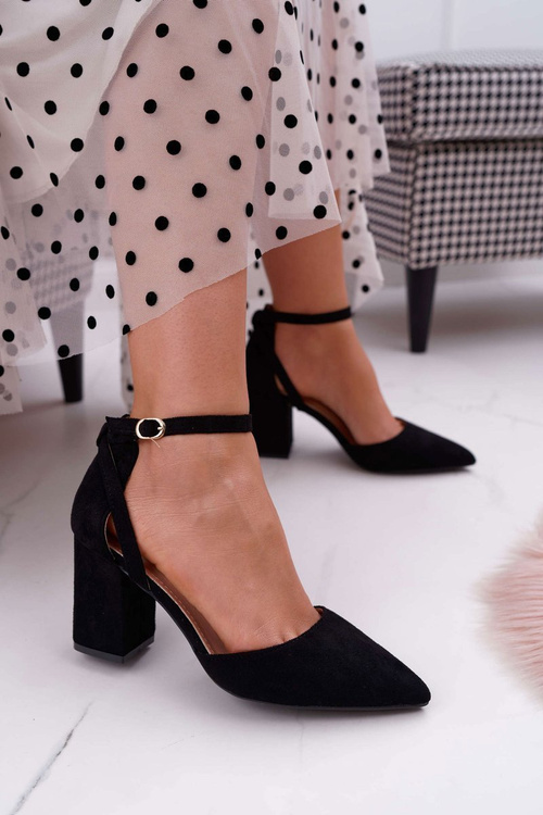 Dámske pumpy na čiernom stĺpe Samantha