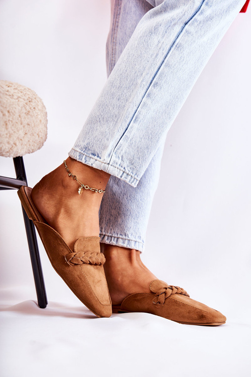 Ženské papuče vložili béžovú olenu