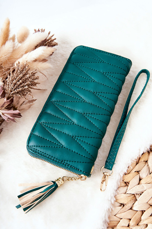 Velká prošívaná peněženka na zip s popruhem Zelený