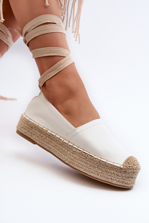 Dámske bielé espadrilky s viazaním na platforme s pletením Tailesse