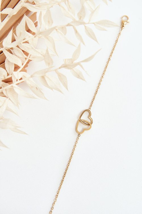 Jemný náramek se srdíčky zlate