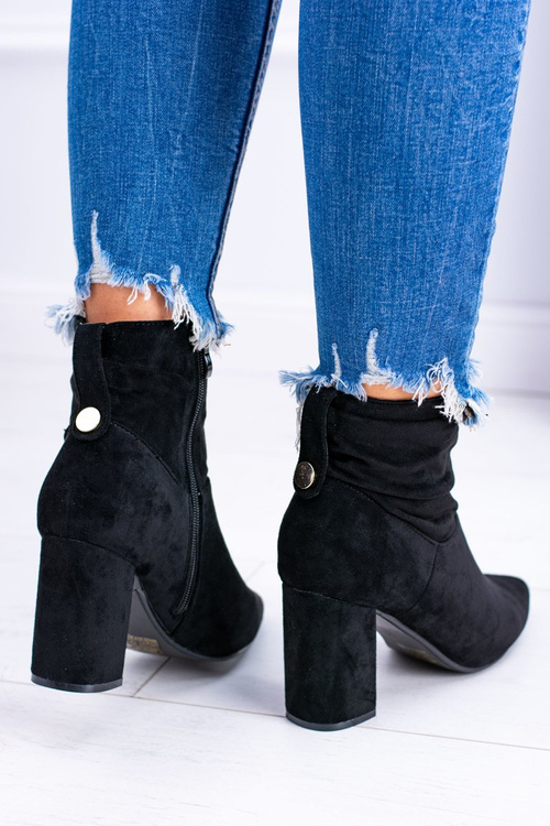 Čierne semišové topánky na post Bresci