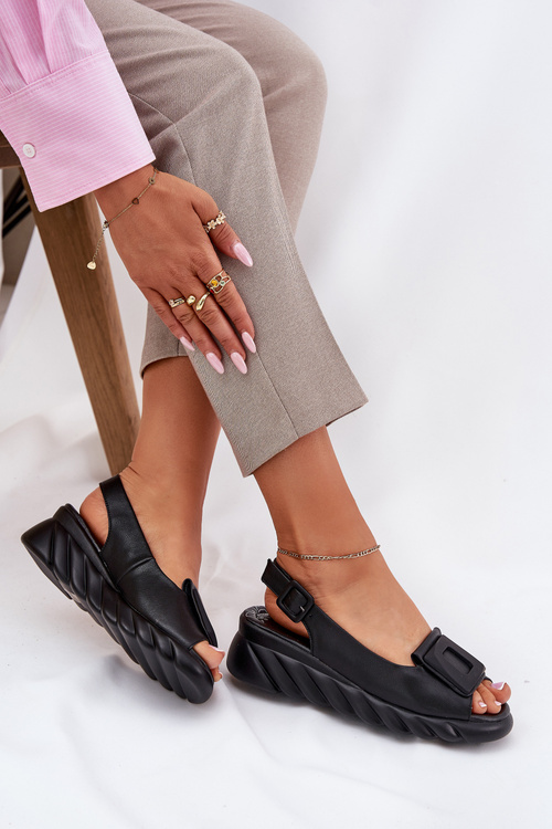 Dámské kožené sandály na klínu s ozdobou Artiker Černé 56C2156