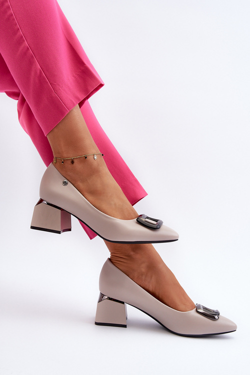 Dámské lodičky na podpatku s ozdobou šedé Sarala