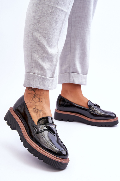 Maľované dámske mokasíny na platforme s dekoráciou Black Jonett