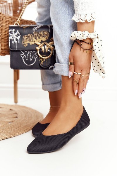 Jemné baleríny vo Vinceza 2209 čierna