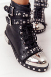Izolované topánky žien s čiernymi kamienkami Lu Boo
