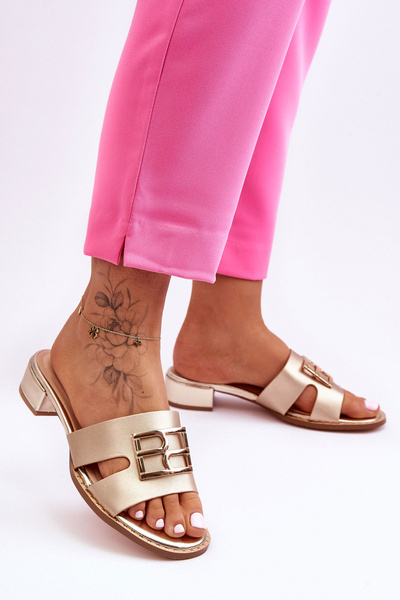 Elegantné flip -flops žien s ozdobou zlatej Atlantis