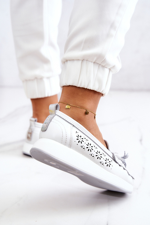 Dámske pešo na otvorenú prácu na platforme Louise White