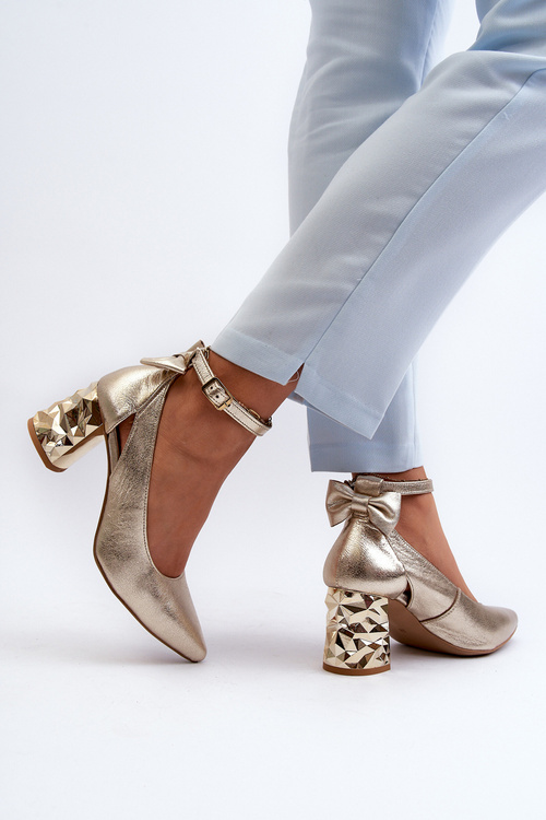 Kožené lodičky S Mašlí Maciejka 05059-25 Zlaté