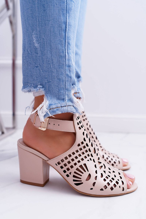 Sandále na príspevku Laura Messi 1924