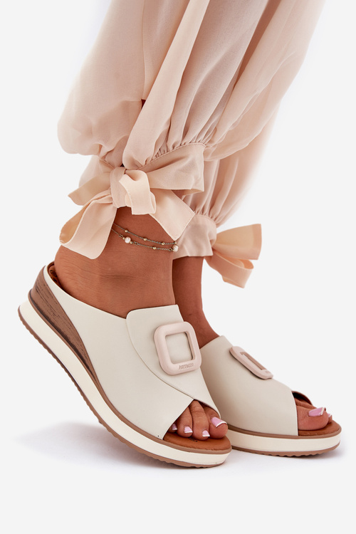 Dámske Kožené Sandále Na Klíne Artiker Svetlo Béžové 56C2145