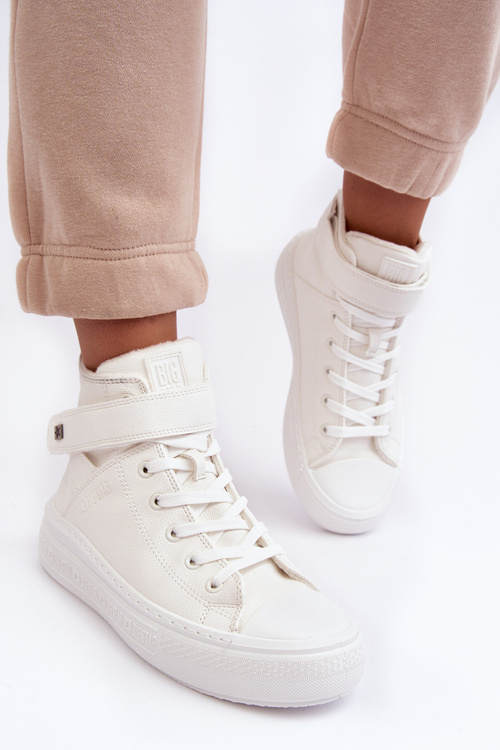 Izolované tenisky žien na platforme Big Star White MM274006