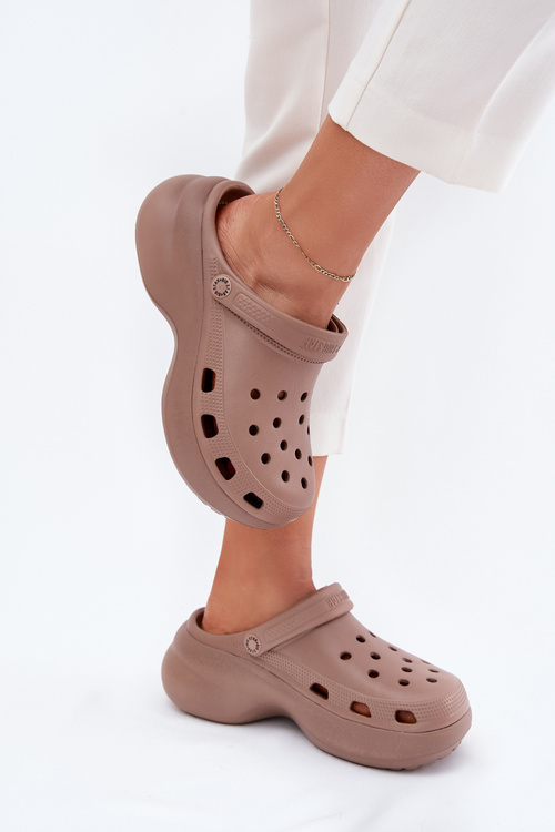 Dámské Pěnové Sandály Na Masivní Podešvi Big Star RR274A121 Tmavě béžové