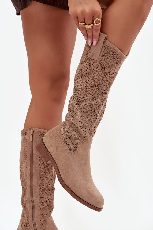 Dámske čižmy s perforáciou na nízkom opätku S.Barski HY52-534 béžové