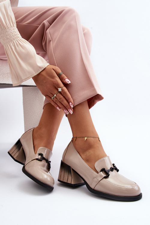 Lakýrované lodičky na podpatku béžové Nireva