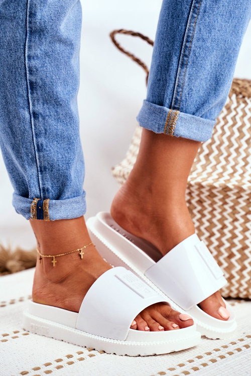 Dámske papuče Big Star na bielej platforme FF274812