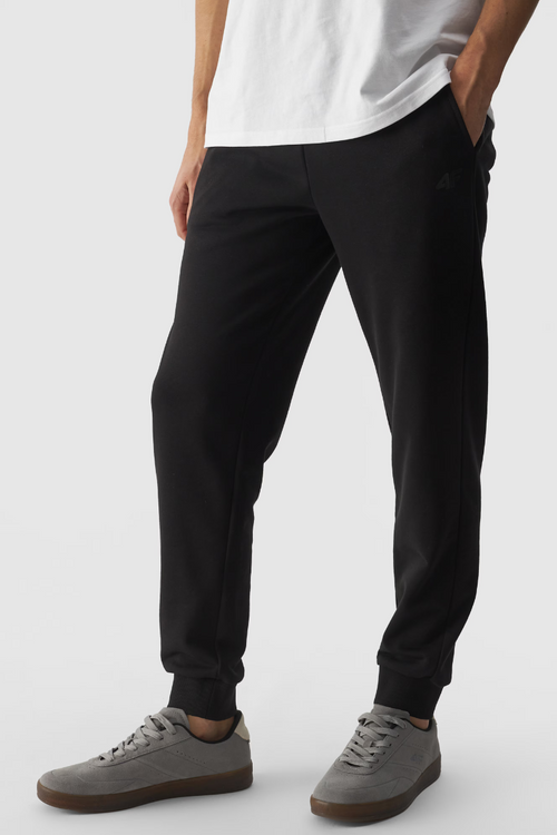 Pánské Teplákové Kalhoty Joggery 4FWMM00TTROM0942-20S Černé