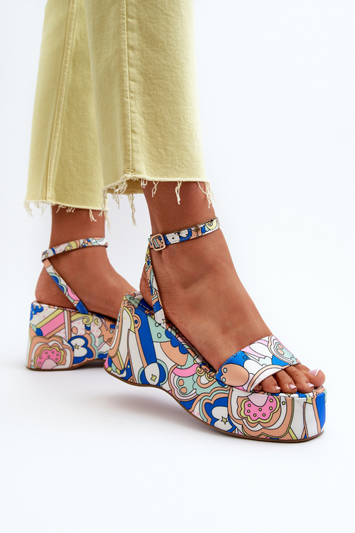 Vzorované sandále na platforme a klinčeky Multicolor Wiandia