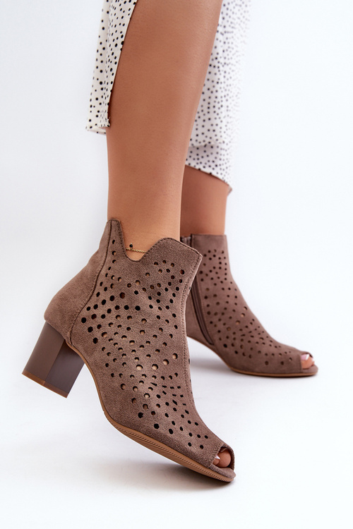 Dámske Čižmy Z Ekologického Semiša Na Podpätku S Otvorenými Prstami Hnedé Halania