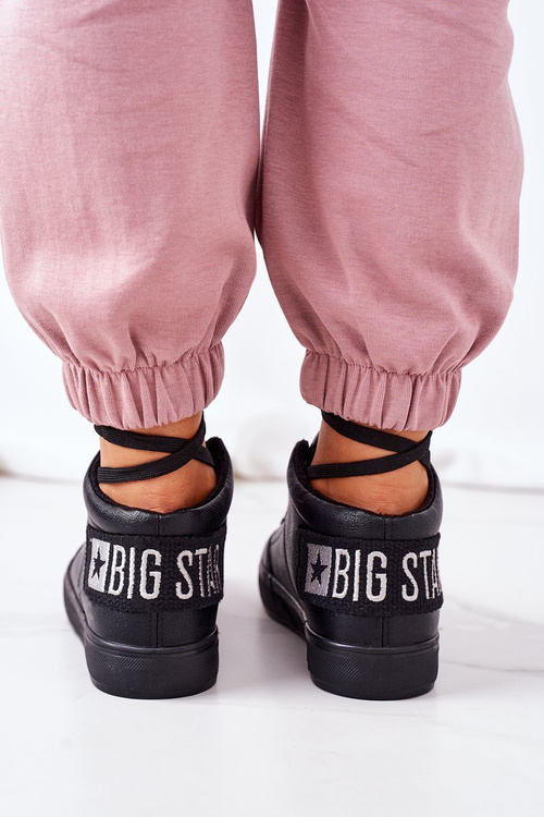 Dámske izolované športové topánky Big Star EE274351 čierna