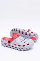 Odtiene sivej a striebornej