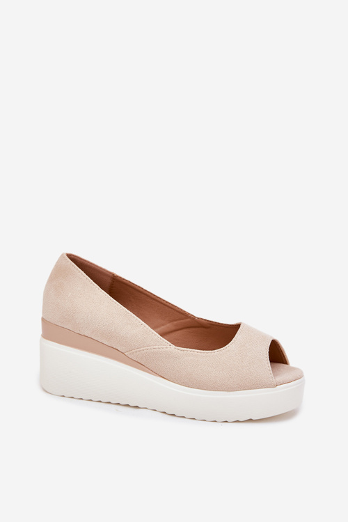 Dámske Sandále Na Klíne Z Eko Semišu Svetlo Béžové Velira