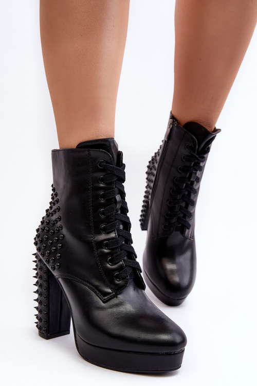 Dámske topánky na príspevku s gombíkami Čierna Alemilla