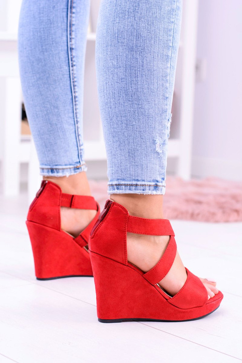 Pohodlné dámske červené sandále. Mirabet kliny