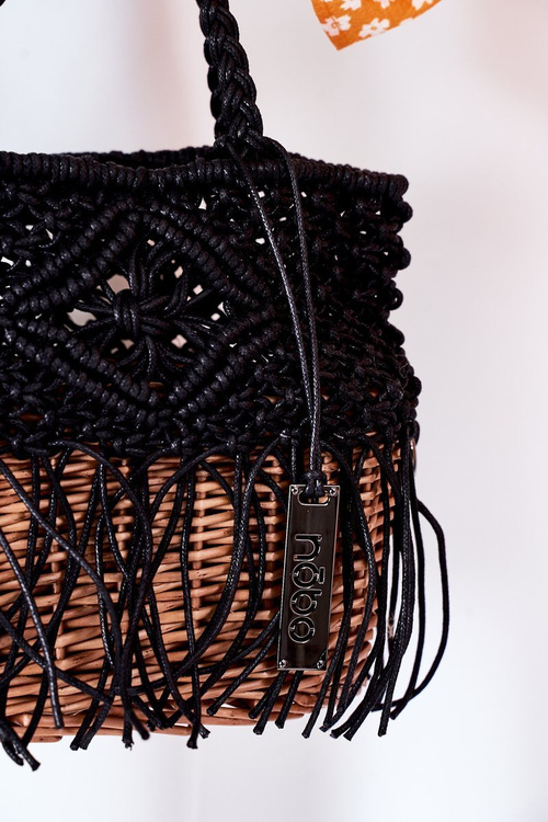 Čierna čierna taška na kôšový kôš