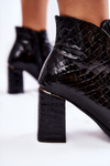 Dámske lakované topánky na čiernom Carrice Post