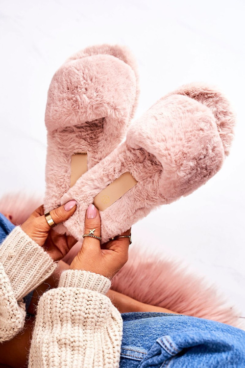 Dámske nechty stránky ružové chladné dni