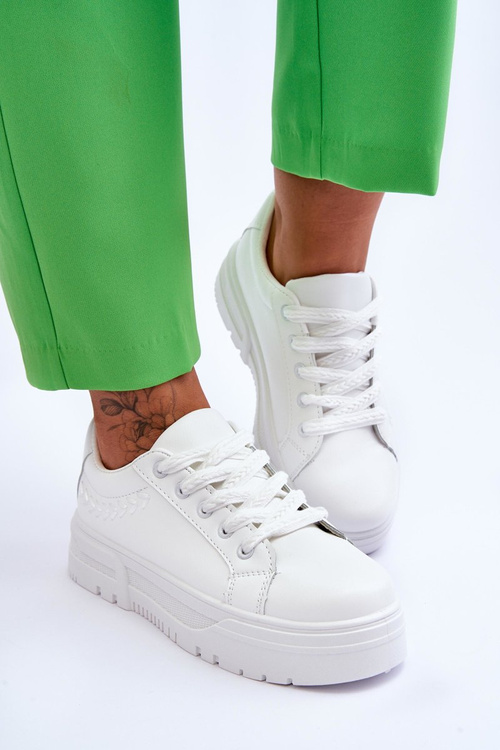 Pohodlné dámske športové topánky na platforme White Devan