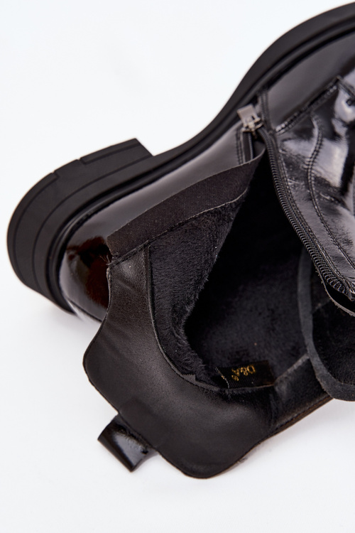 Lakované dámské kozačky z přírodní kůže D&A MR52-108 Černé