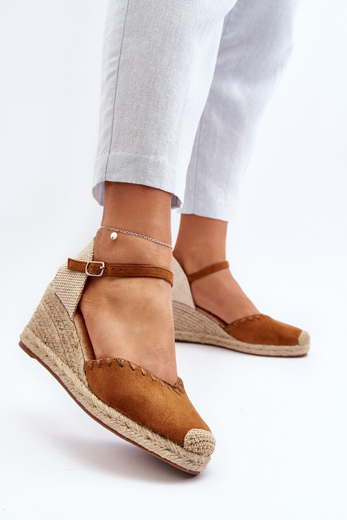 Zamšové sandály espadrilky na klíně s pletením Camel Raylin