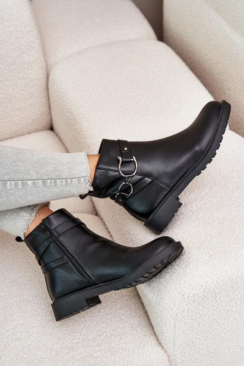 Zateplené Čižmy Na Plochom Opätku S Dekoratívnym Pásom Čierne Calzina