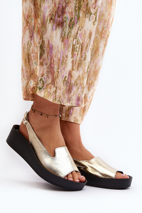 Zazoo 2893 Dámské kožené sandály na tlusté podrážce zlaté