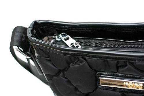 Prešívaná čierna taška Nobo Messenger