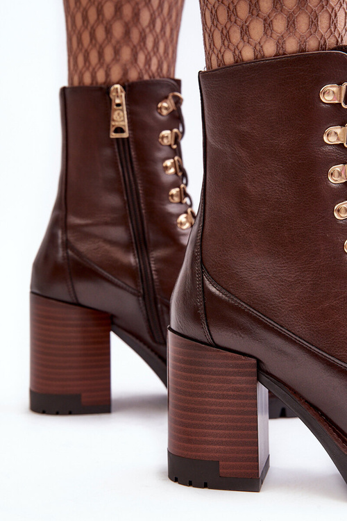 Masywní šněrovací botky na sloupu hnědé Lathia