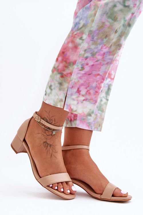 Kožené sandále s vysokým poklesom, hladké béžové inšpirujú ma!