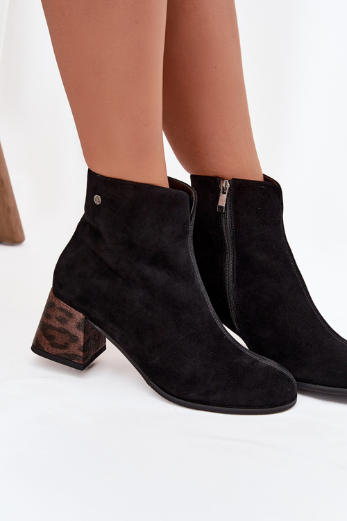 Kožené semišové dámske členkové čižmy na opätku Maciejka K7202-01 Čierne