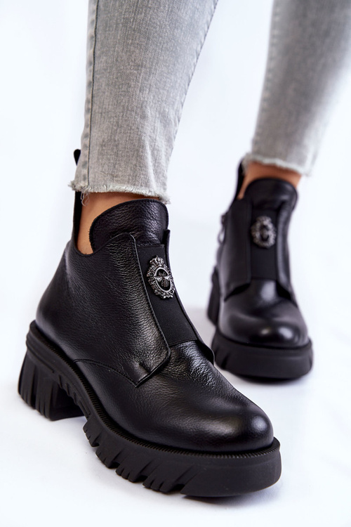 Dámske kožené topánky s ornamentom čiernou maley