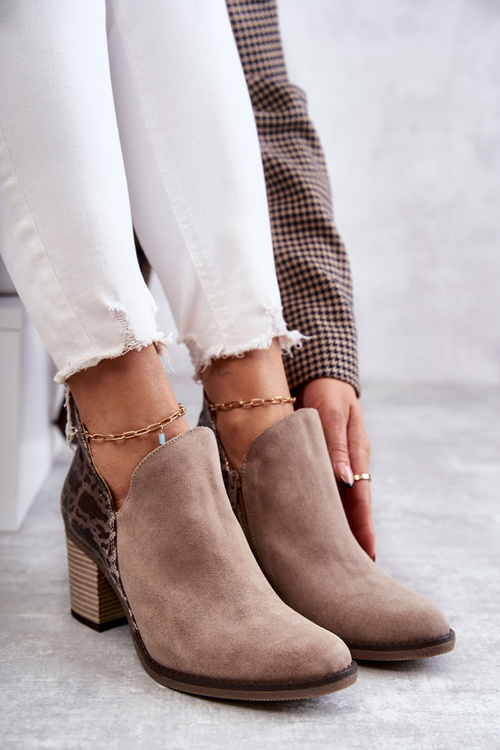 Dámské kožené kozačky na vysokém podpatku Maciejka Beige 04492-43